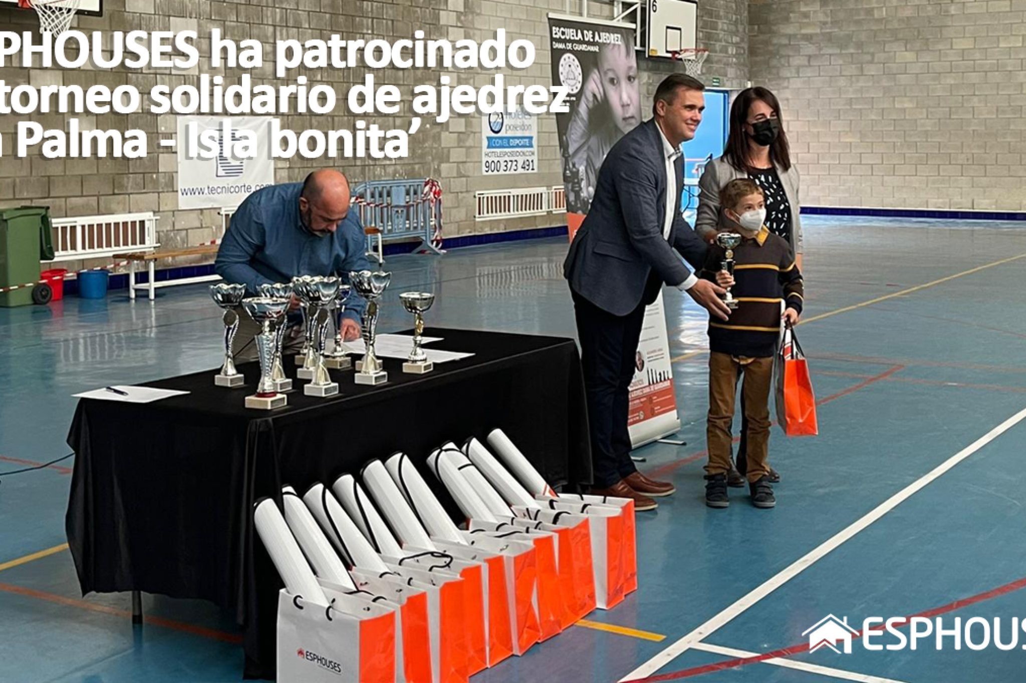 ESPHOUSES has sponsored the solidarity chess tournament 'La Palma- Isla bonita'.