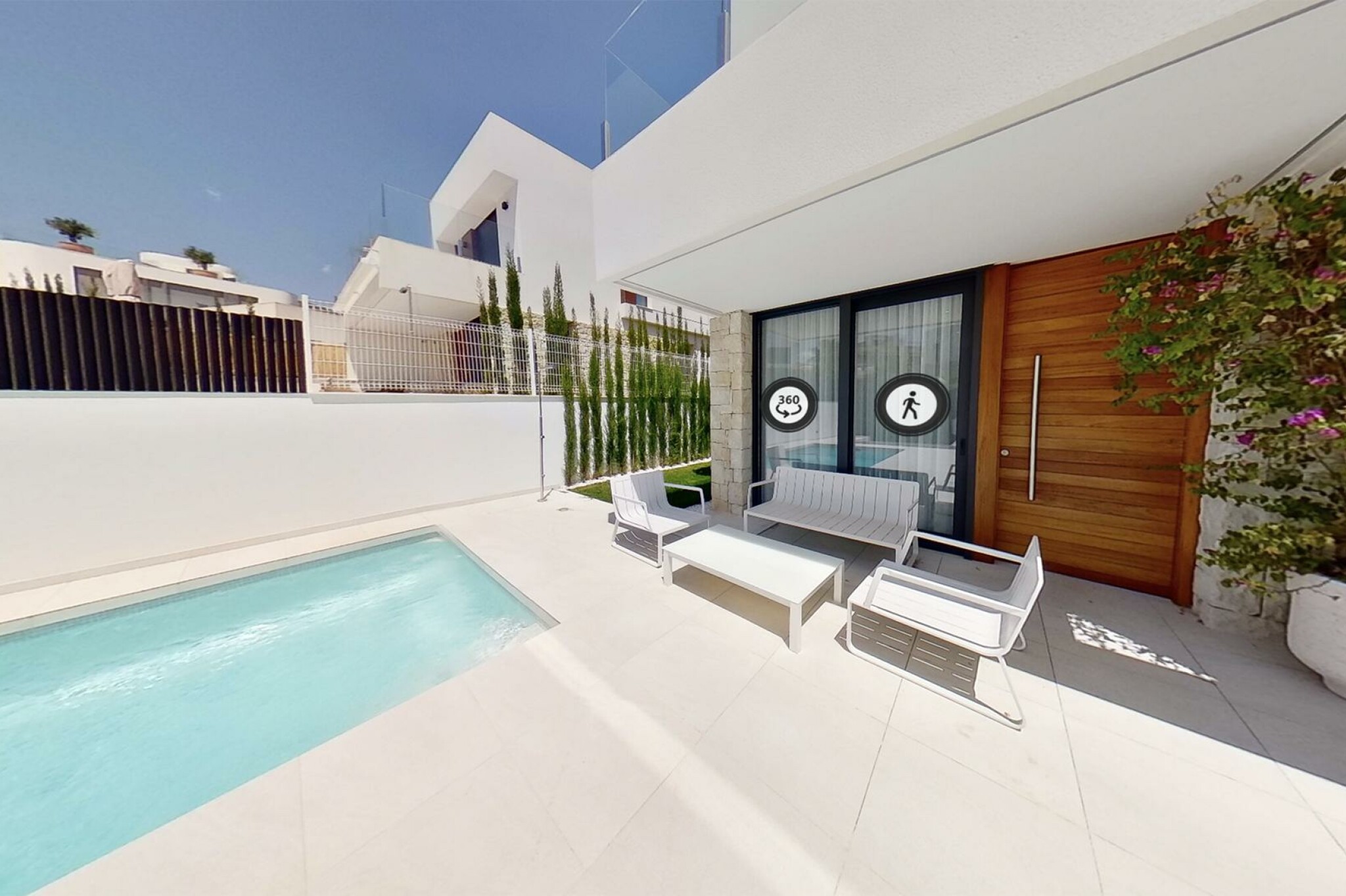 Virtual visit to one of our townhouses at Sierra Cortina